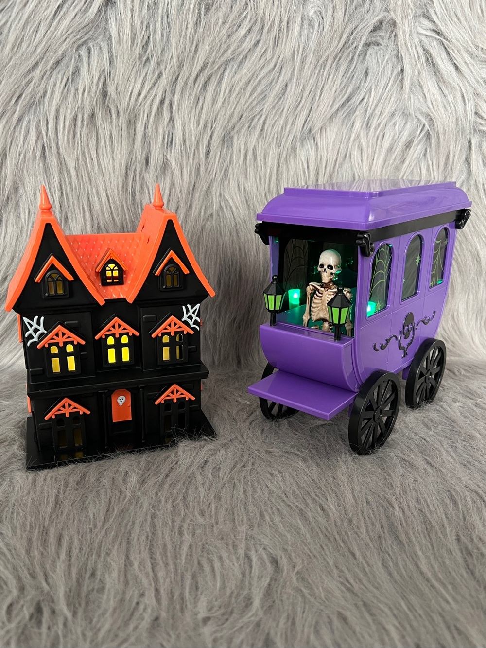 Target Halloween Haunted House and Purple Ghost Carriage Toy Set NWT